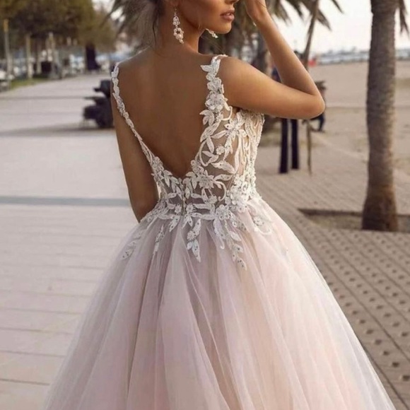 Luxurious Princess Style Wedding Dressππβ¨Brand New, Designed In Turkeyππβ¨ - Picture 3 of 7